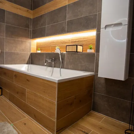 Apartma Leona, Διαμέρισμα